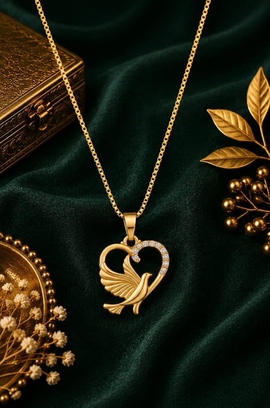 Elegant Swan Heart Pendant Necklace – Gold Finish
